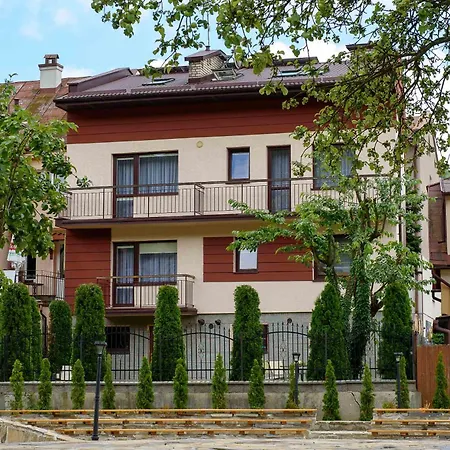 Villa Turris Apartamenty Przy Muszynskim Zamku * Muszyna